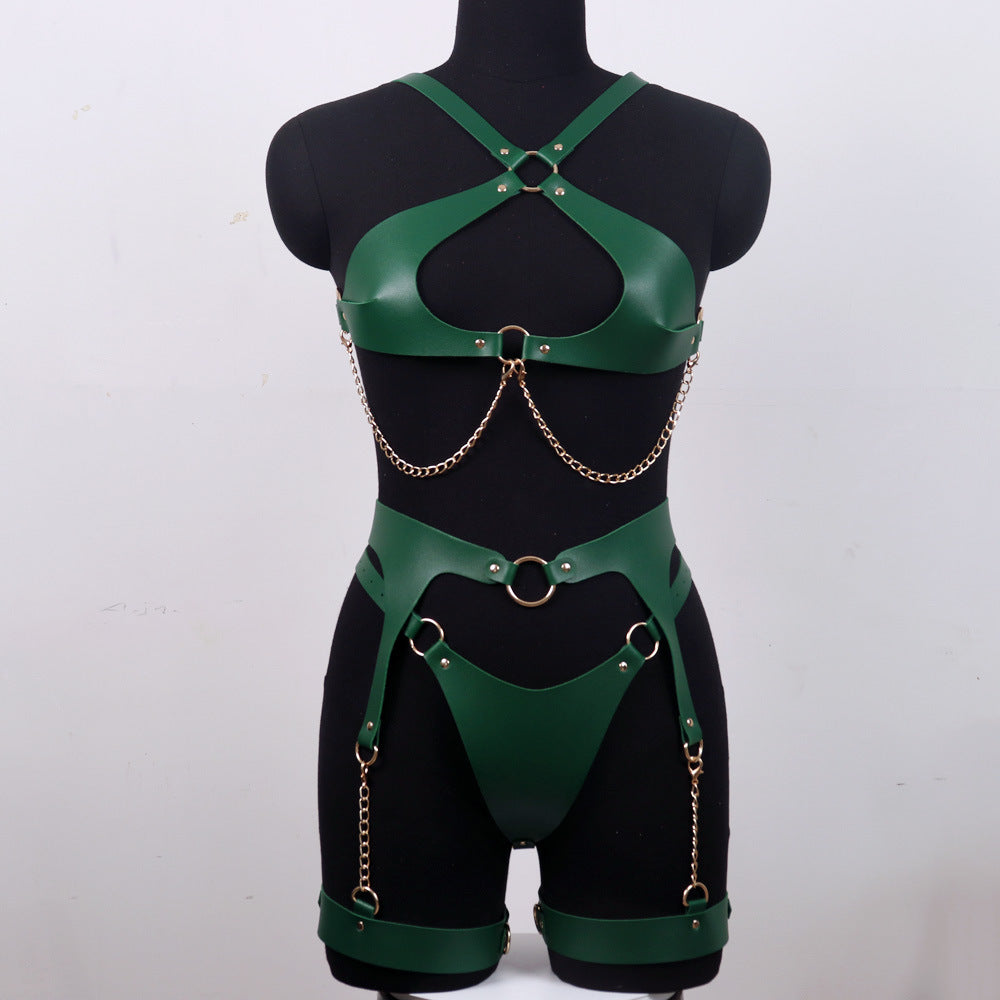 Vesper Chain Silhouette